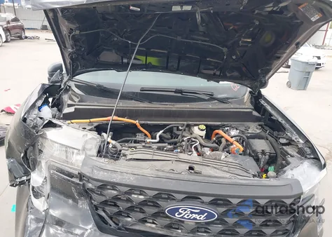 2025 Ford Maverick Xl z USA, uszkodzony, nr VIN 3FTTW8A38SRA28294